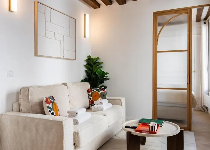 4#new 4 People - Saint-germain Notre-dame *